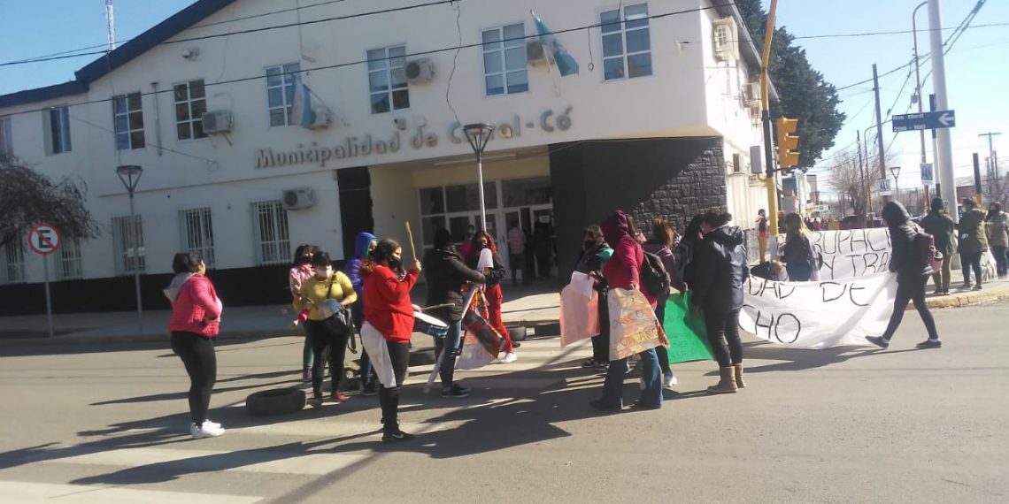 Agrupación Pan y Trabajo exige a Cutral Co que gestione 25 puestos laborales