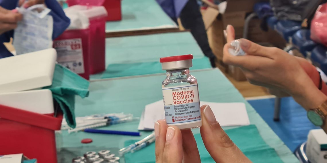 Se vacunaron adolescentes con factor de riesgo en Cutral Co