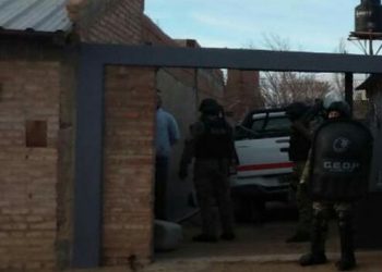 Hallaron un arma de guerra, cocaína de máxima pureza y $160 mil por el robo al estudio contable de Cutral Co