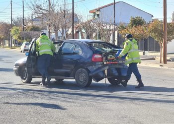 Importantes daños materiales después de un choque en Cutral Co