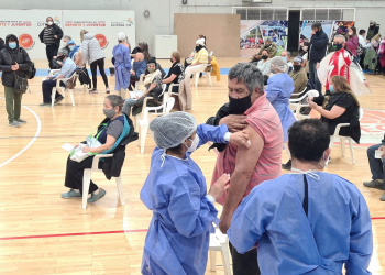 Aplicaron las primeras vacunas combinadas en Cutral Co