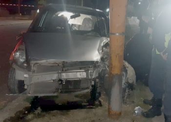 Huincul: Una persona al hospital tras un choque en el barrio Uno