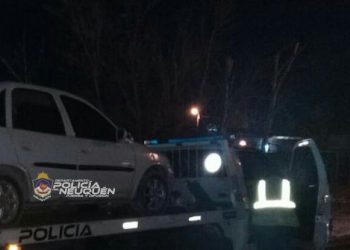 Disparaban al aire desde un auto y los atraparon en Plaza Huincul