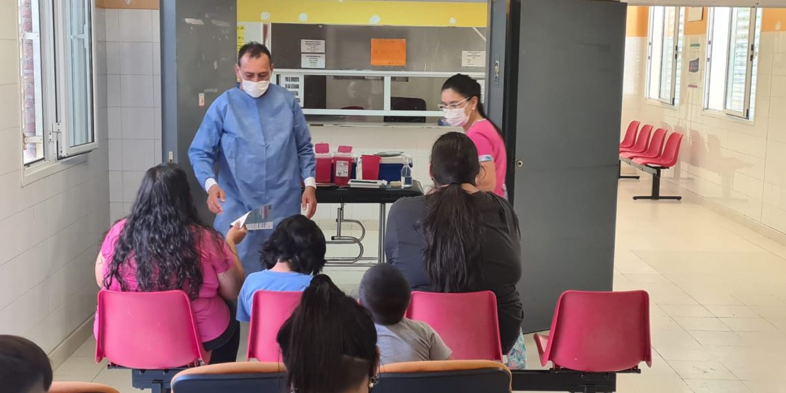 Hoy vacunarán en el hospital de Cutral Co y Plaza Huincul