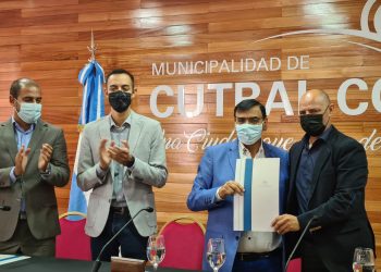 Mardones asumió en Infraestructura y Méndez en Ambiente de Cutral Co