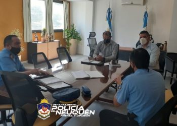 Suárez y el jefe de la DSI analizaron la situación de seguridad en Plaza Huincul