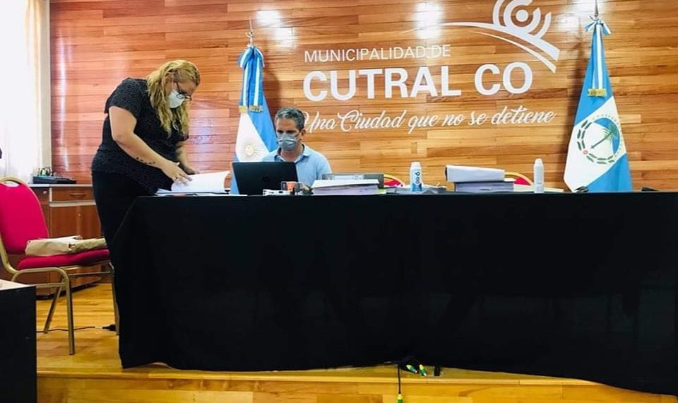 Abuelos de Cutral Co más cerca de tener una vivienda. Ya se hizo la licitación