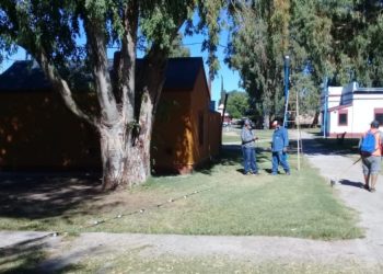 Robaron guirnaldas de luces en el parque Rivadulla de Plaza Huincul