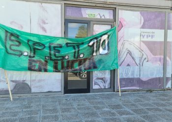 ATEN denunció violencia por parte de un grupo de padres de la EPET 10, en Huincul
