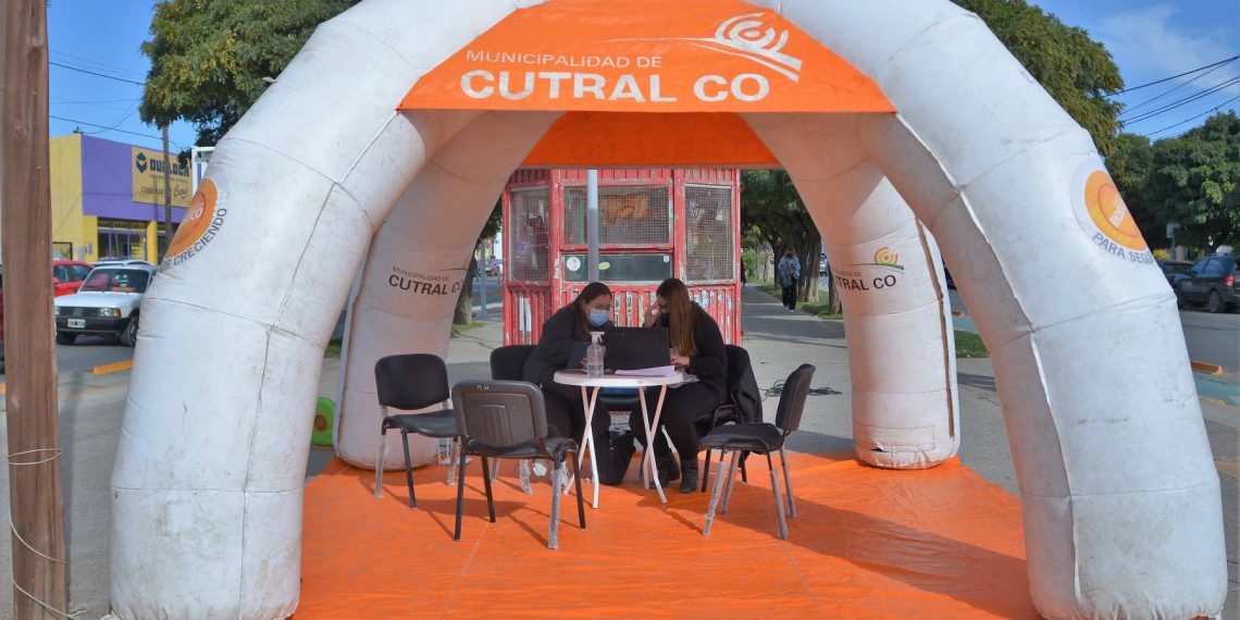 Vecinos de Cutral Co se pueden censar digitalmente en Roca y Carlos H. Rodríguez