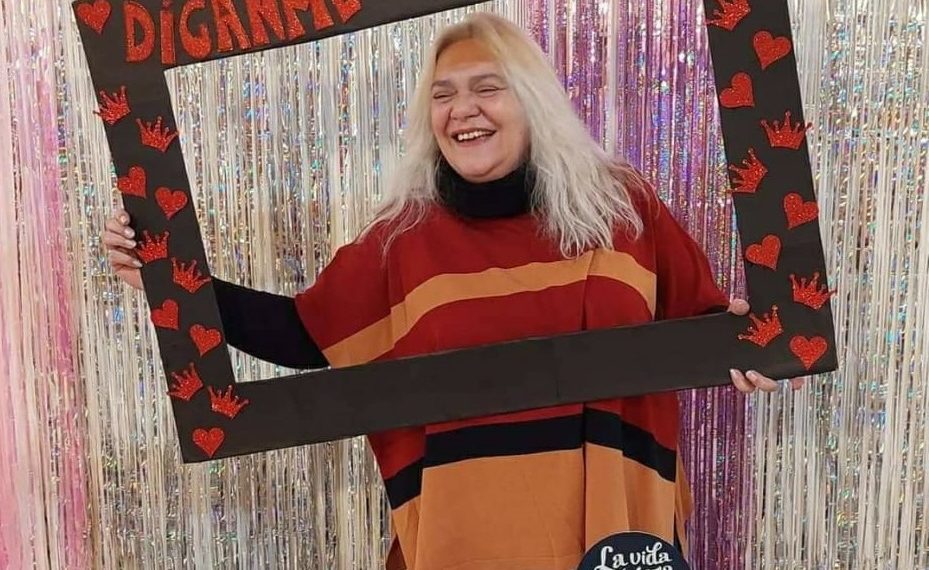 Felicitan a una nueva jubilada en Plaza Huincul