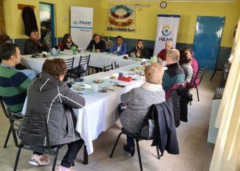 Funcionarios de PAMI visitaron el centro de la Cordialidad en Cutral Co