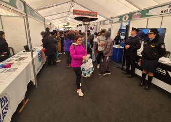 La Expovocacional recibió a cientos de estudiantes el primer día en Plaza Huincul