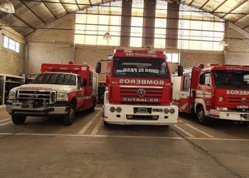 Cutral Co: incendiaron tres veces una casa y apedrearon a un bombero