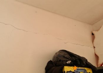Sin clases en la escuela 151 de Plaza Huincul por una grieta en el techo