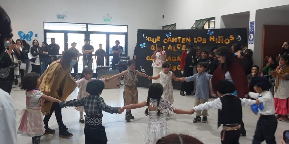 Cutral Co: la escuela de Monte Hermoso 281 y la EPET 1 festejaron su aniversario