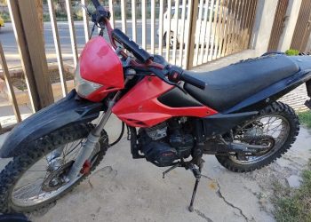 Le robaron la moto en Cutral Co y la busca