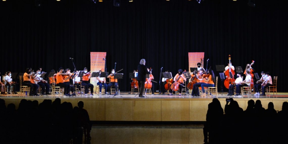El público disfrutó de “Mi primer concierto” de la Orquesta de los Chicos en Cutral Co