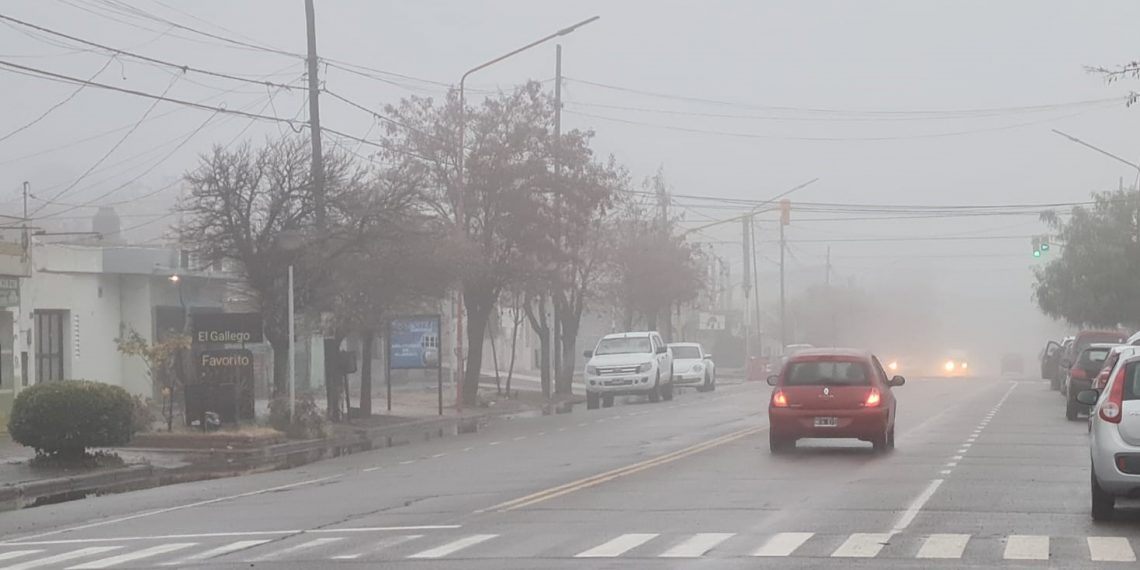 Cutral Co y Plaza Huincul amanecieron con una densa neblina
