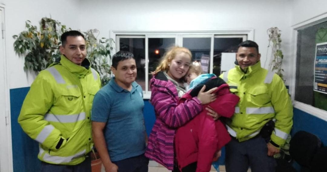 Plaza Huincul: policías consiguieron salvar la vida de un bebé