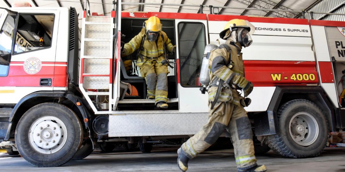 Los cuarteles de bomberos voluntarios de Cutral Co y Huincul recibieron aportes