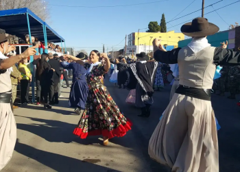 Con chocolate caliente y tortas fritas, Cutral Co celebrará el Día de la Independencia