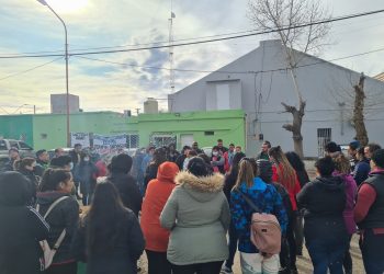 Trabajadores de salud de ATE protestaron en la Zona Sanitaria V, en Plaza Huincul