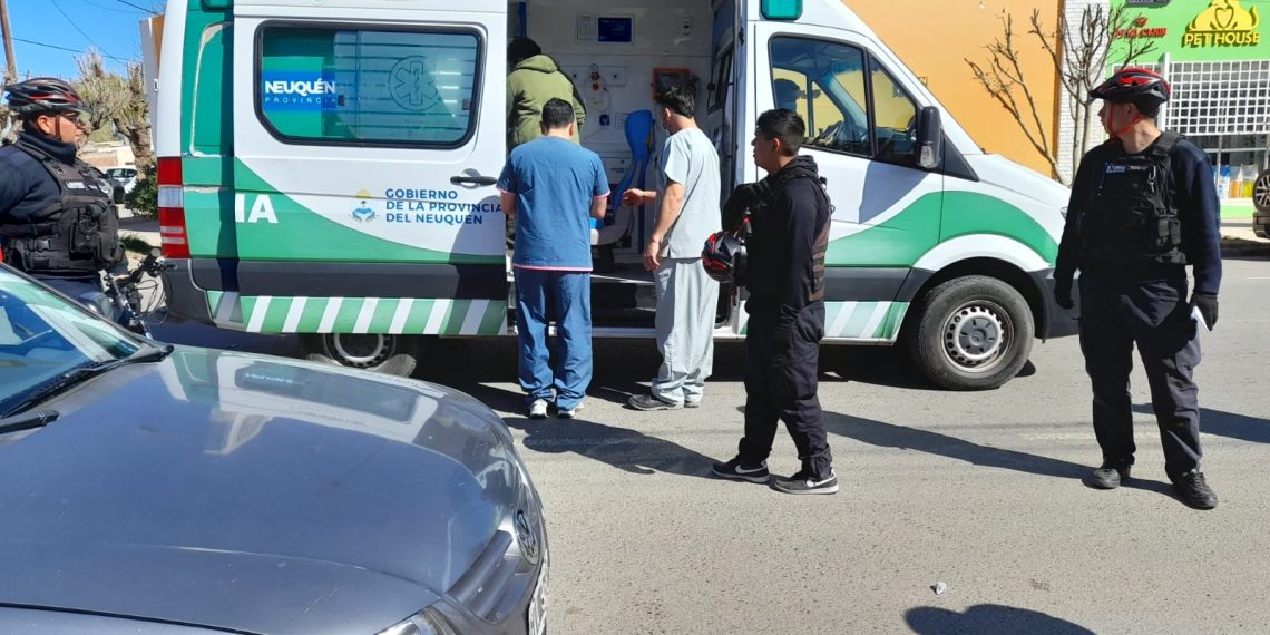 Cutral Co: un remís y una camioneta chocaron en el barrio Centro Sur