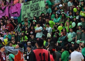 La Estudiantina sigue con el concurso de canto pero el CPEM 20 ya no avala a sus cursos