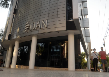 El IJAN denunció que en el club hípico de Cutral Co había apuestas y sorteos sin autorización