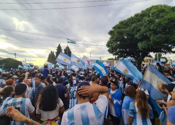 Otra vez festejo celeste y blanco en Cutral Co, ahora la selección en semis