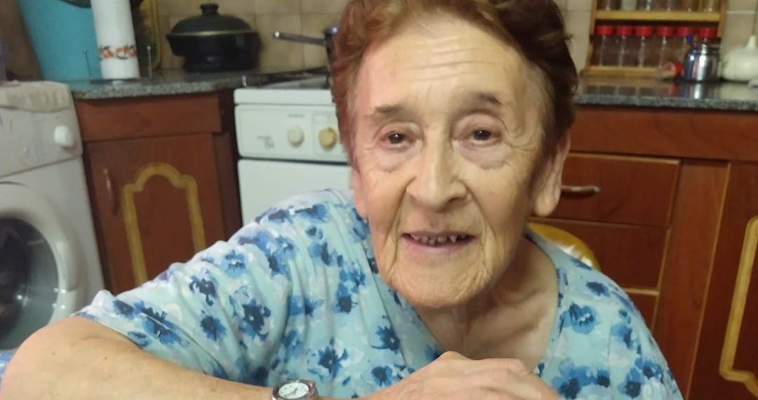 LUISA E MACAYA