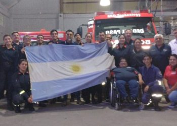Veteranos de Malvinas visitaron a los bomberos en Cutral Co