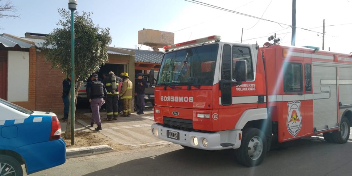Barrio Otaño: incendio en garage de vivienda