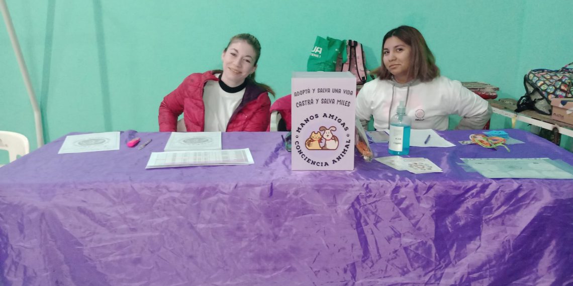 Fbk: Manos Amigas y Conciencia Animal