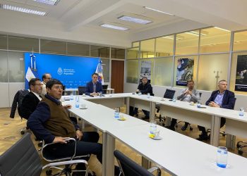 El Sindicato de Petroleros se reunió con Katopodis por el estado de las rutas