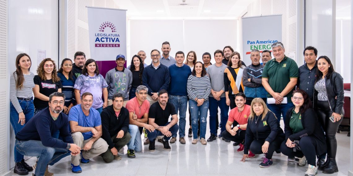 Se consolida programa de apoyo a clubes deportivos impulsado por la Legislatura y Pan American Energy