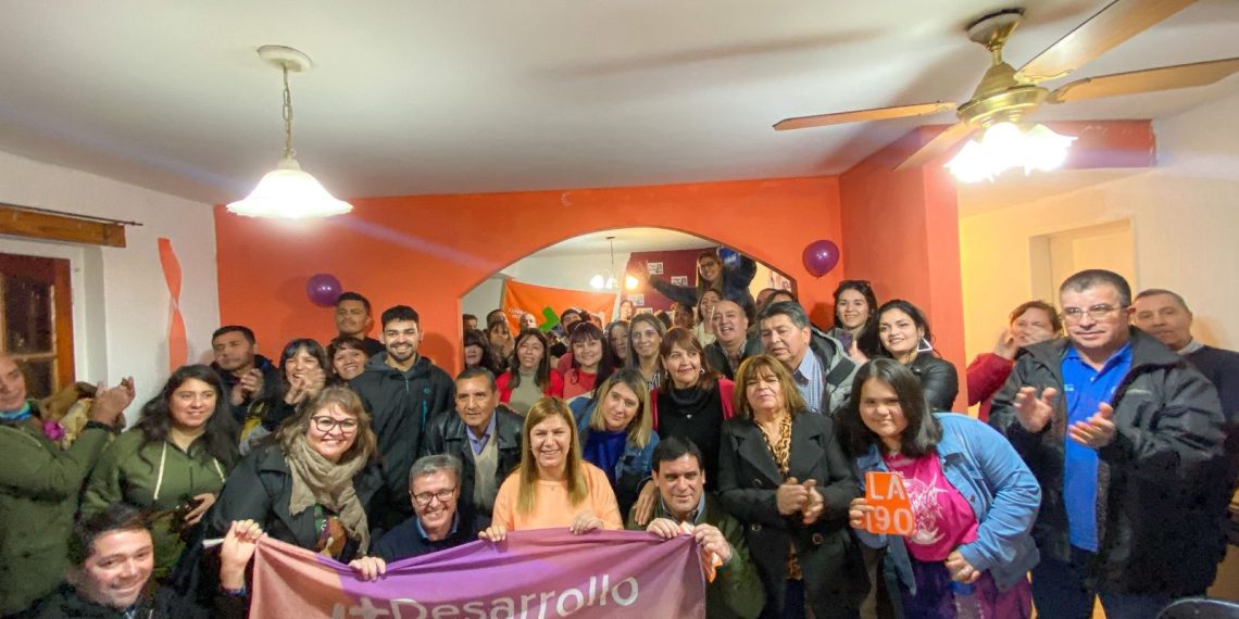 Desarrollo Ciudadano presentó su lista en apoyo a Claudio Larraza en Plaza Huincul