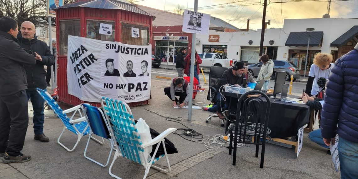 Radio abierta para recordar los 9 meses de la explosión en la destilería NAO de Huincul