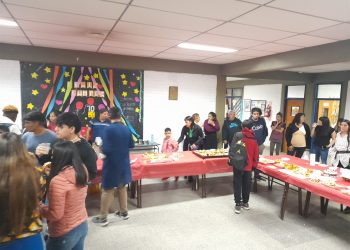 La EPET N° 10 de Plaza Huincul cumplió 70 años y hubo celebración