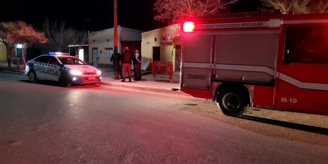 Cutral Co: Bomberos controló un principio de incendio en una casa