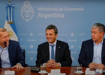 Añelo: Massa, Gutiérrez y Figueroa acordaron realizar la obra de gas en la meseta