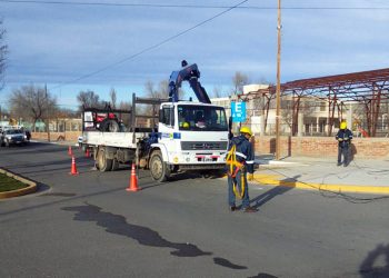 Copelco avanza con el tendido de la fibra óptica en Cutral Co