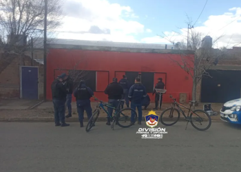 Demoraron a dos hombres y secuestraron un arma en Cutral Co
