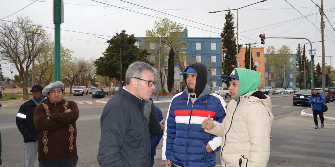 Plaza Huincul: el intendente Larraza destrabó el conflicto con monotributistas