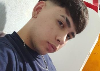 Piden cadena de oración por un joven y su familia