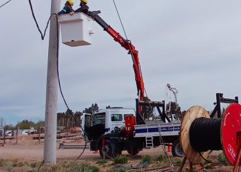 Extendieron el servicio eléctrico en barrio Zani de Cutral Co
