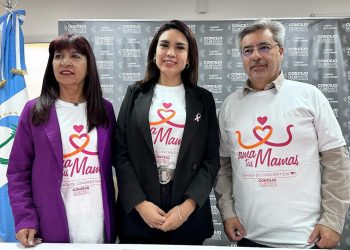 Ama Tus Mamas: Cutral Co realiza campaña de concientización