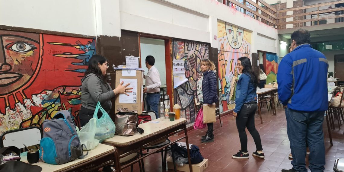 Cierran los comicios en Cutral Co y Plaza Huincul