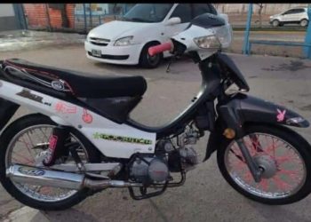 Robaron una moto en Plaza Huincul y ofrecen recompensa